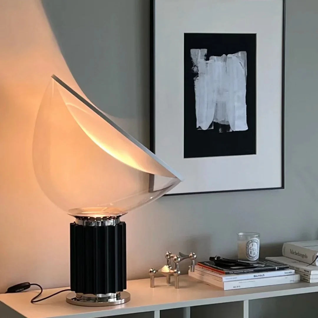 Dome Glass Saucer Table Lamp