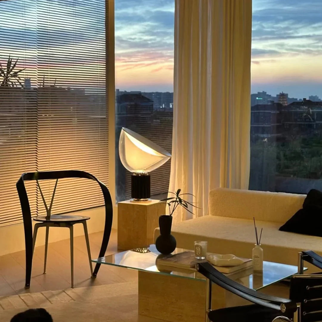 Dome Glass Saucer Table Lamp