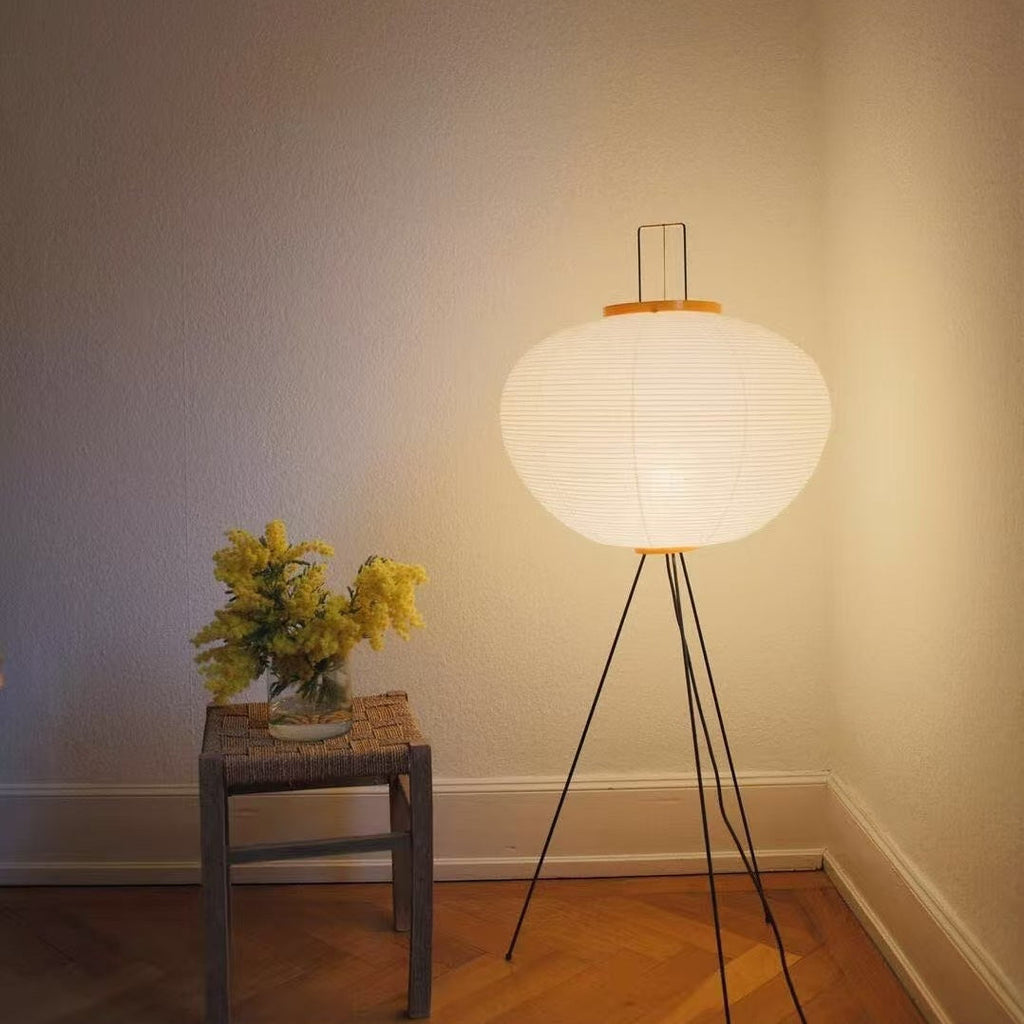 Akari Washi Globe Floor Lamp