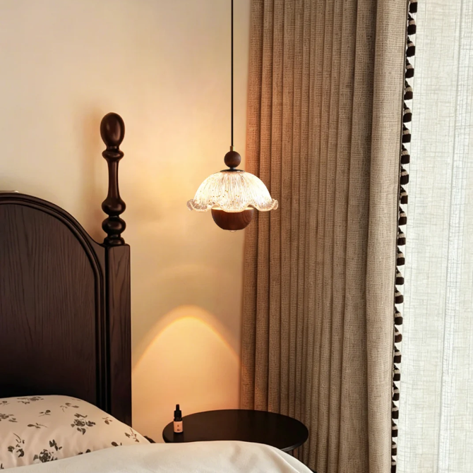 Fleur Ruffle Glass Pendant Light