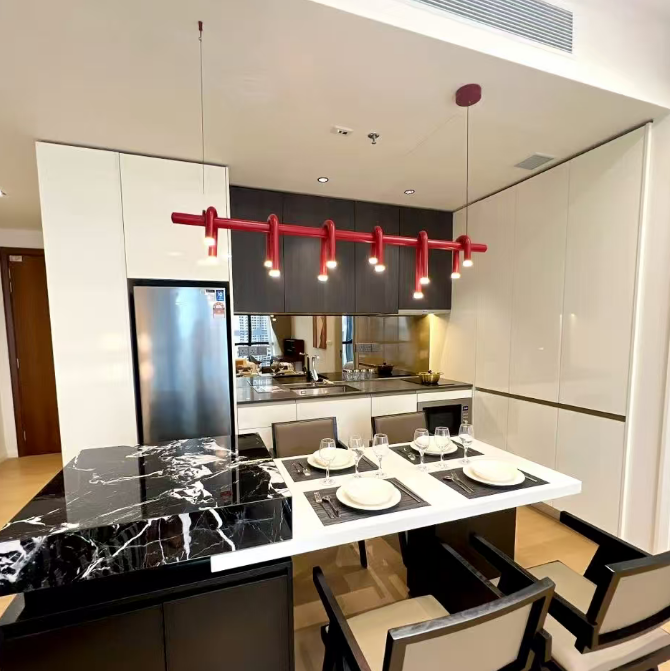 U-Loop Linear Pendant Light