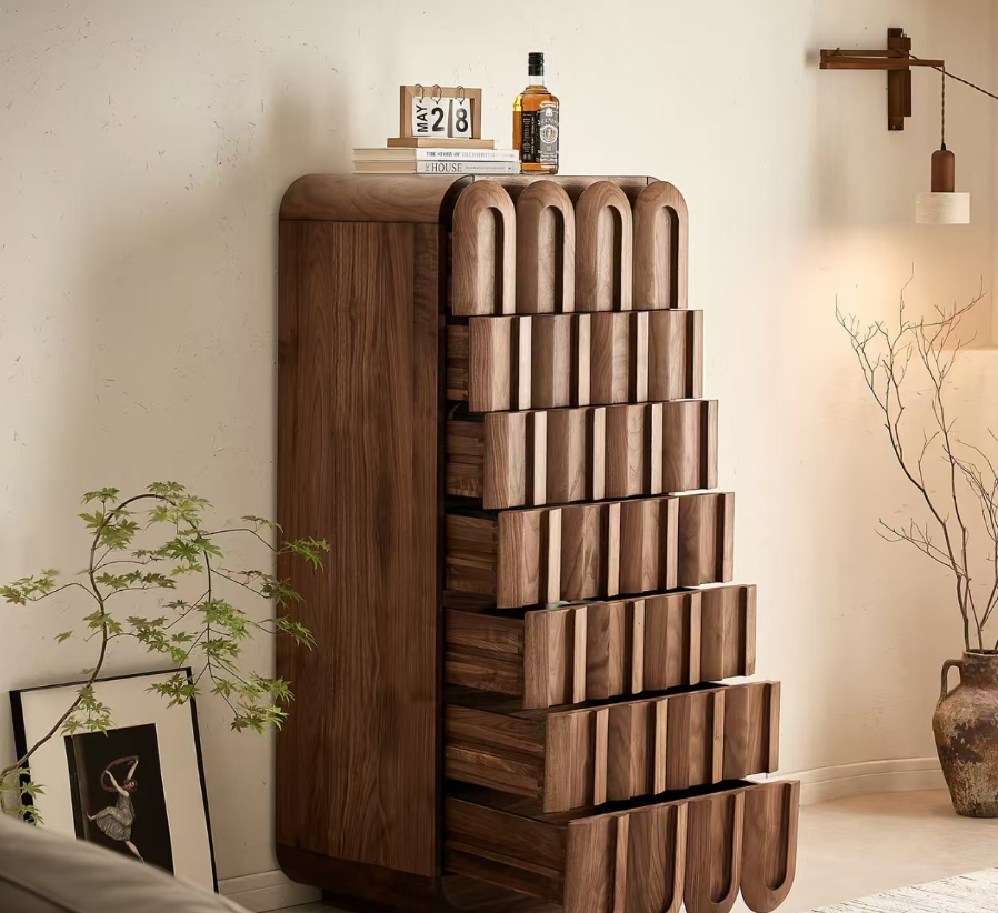Luma Modern Wall Sconce