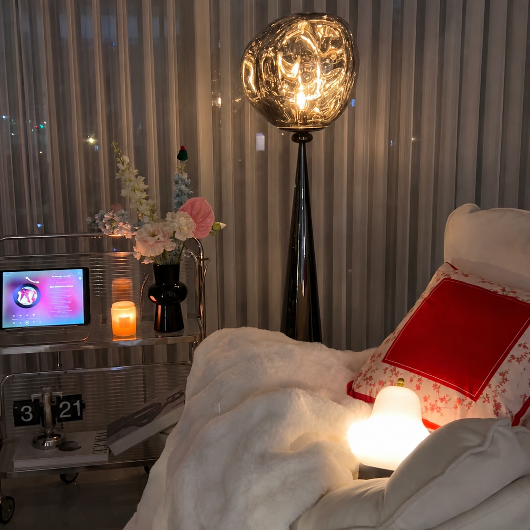 LAVA Melt Floor Lamp