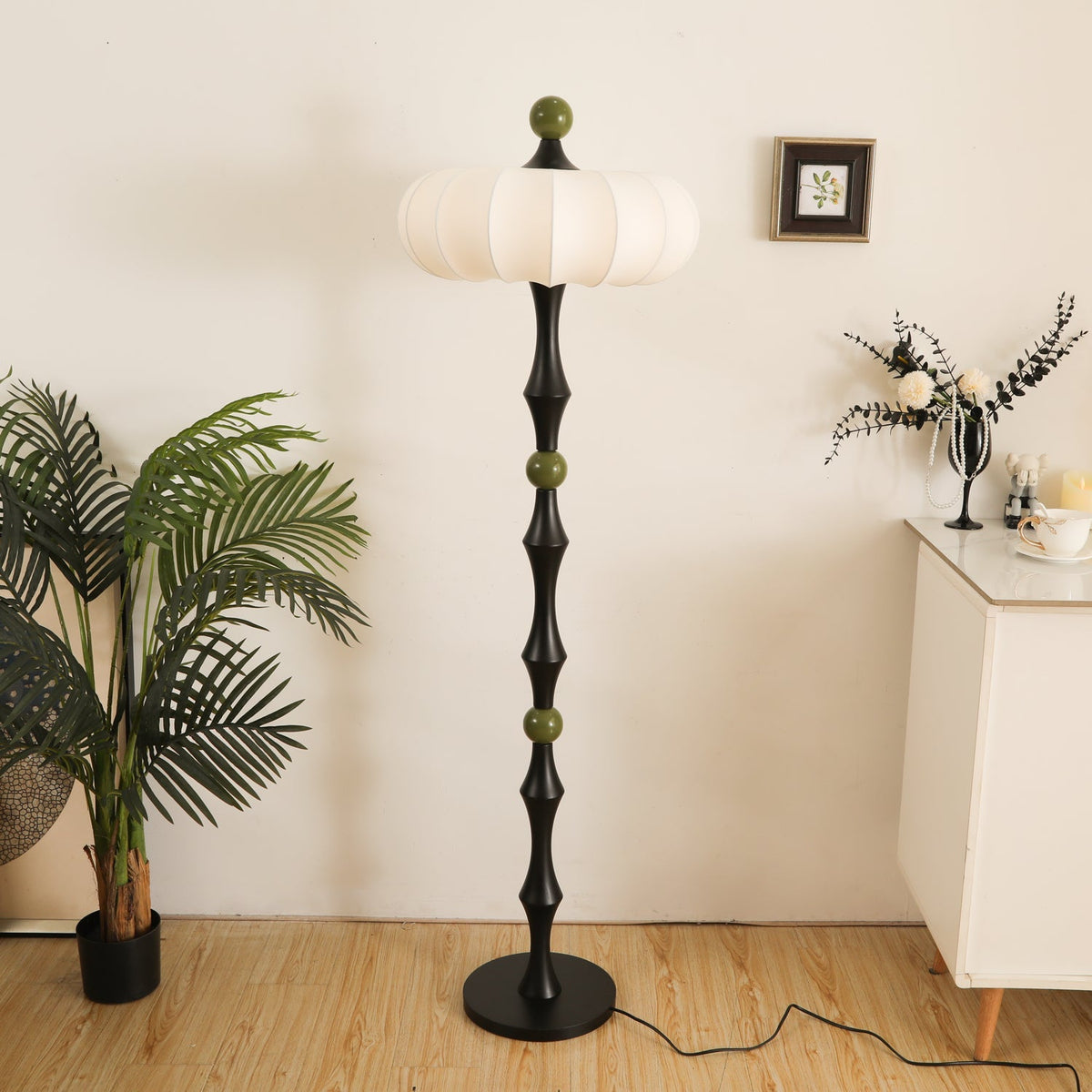 Astra Modern Floor Lamp