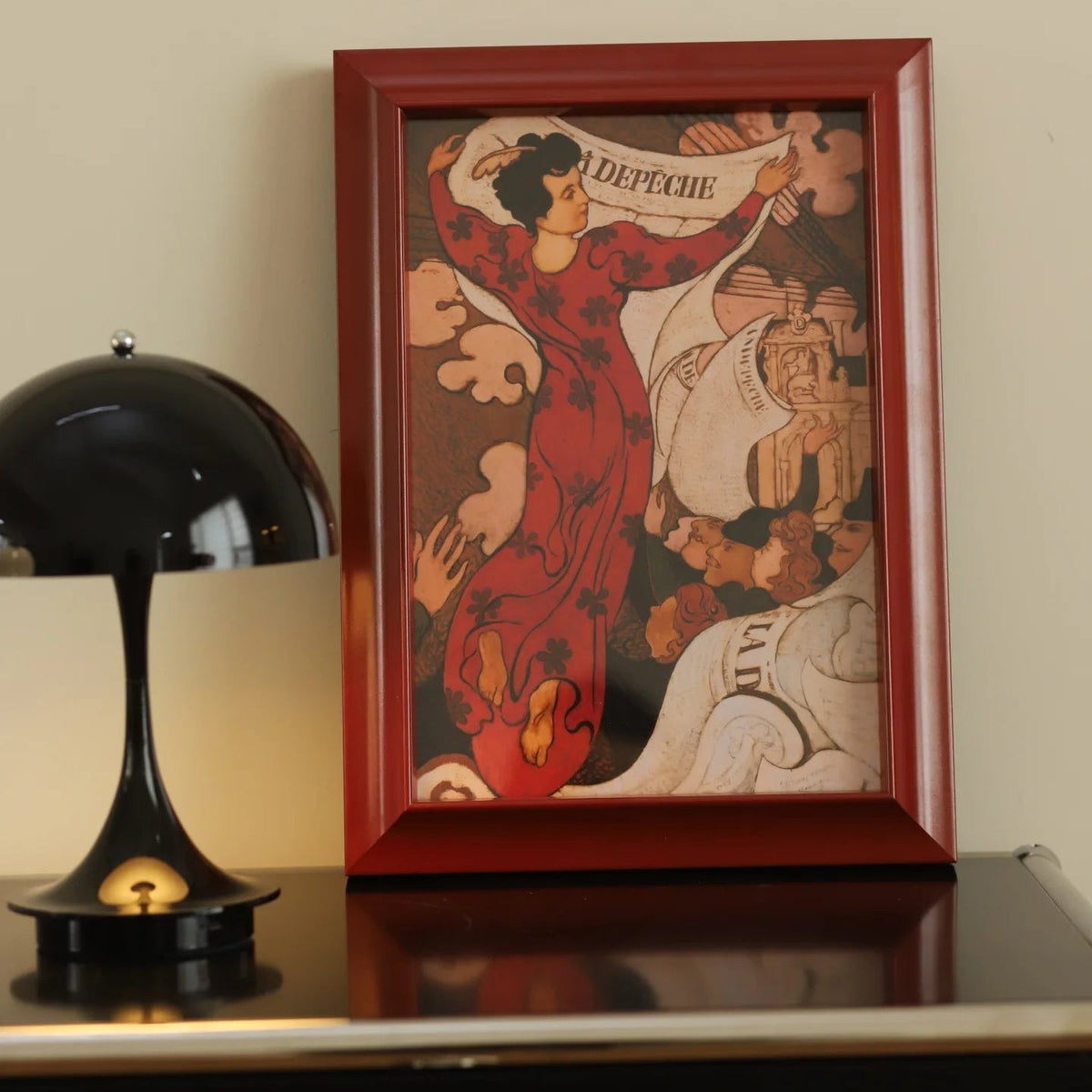 Panthella Mushroom Table Lamp