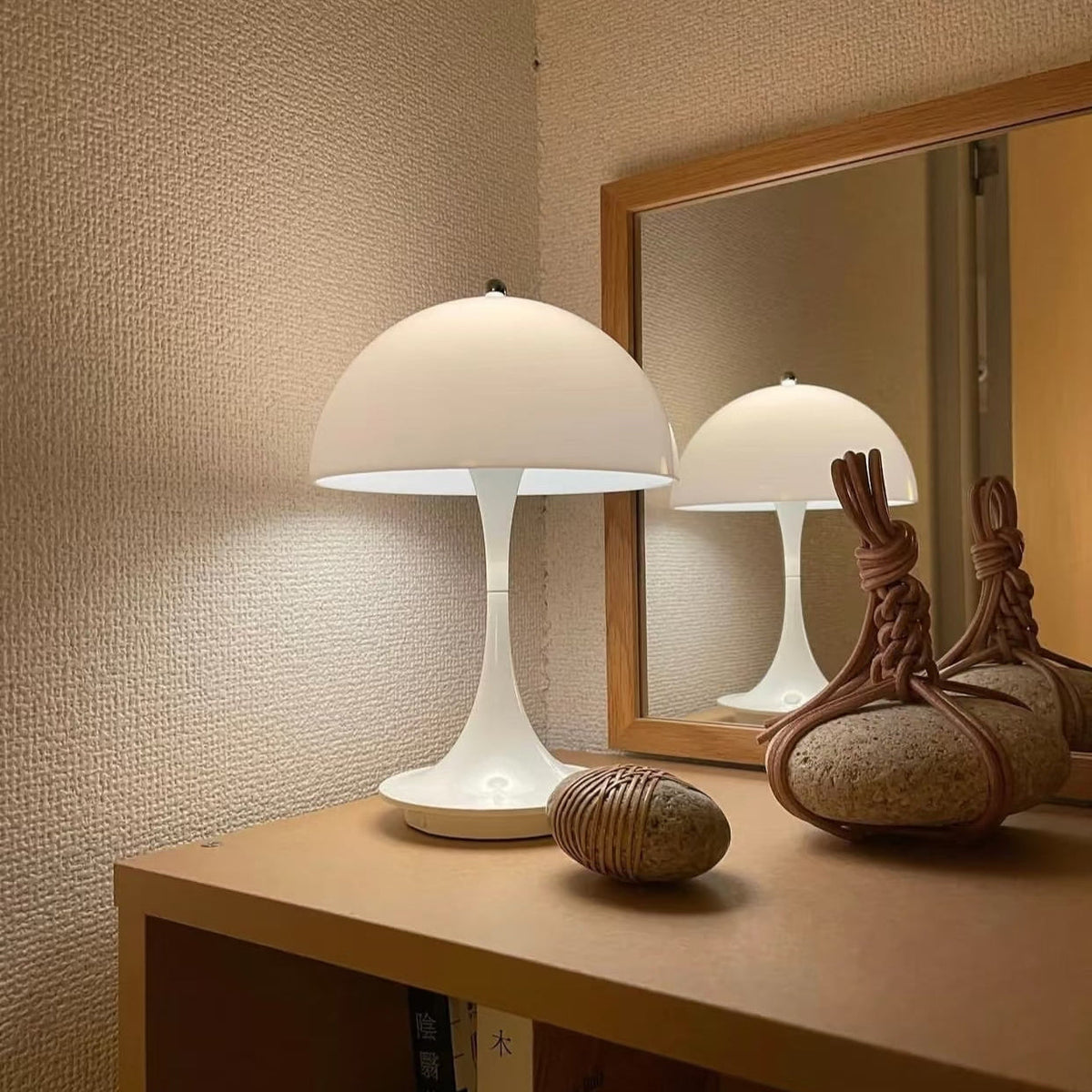 Panthella Mushroom Table Lamp