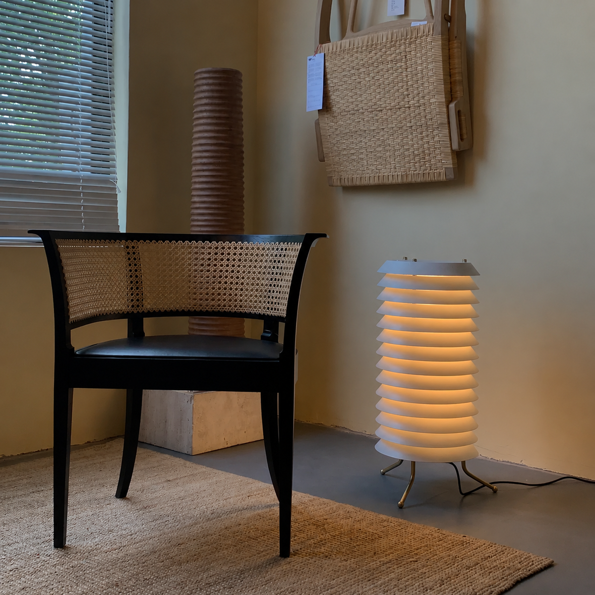 Soleil Multi-Arm Iron Table Lamp
