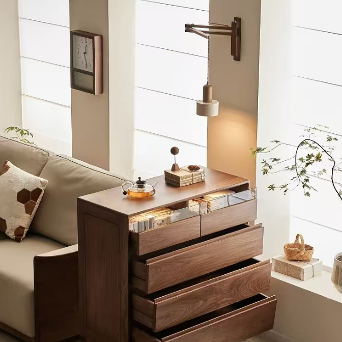 Luma Modern Wall Sconce
